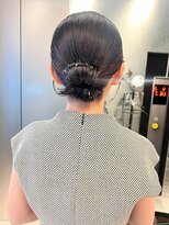 ガーデントウキョウ(GARDEN Tokyo)&nbsp;ボブヘアアレンジ／ボブシニオン／シニオン／ヘアセット／銀箔