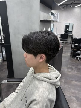 メンズサロンドットリアン(dot. lien) 刈り上げセンターパート【町田/町田駅/MEN'S】