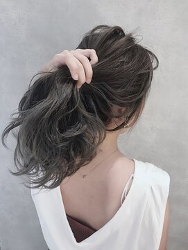 ムウ 難波(MOU) ハッシュカットフルバング似合わせカットレッドブラウン20代30代