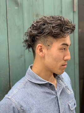 アスイン(asuin) スタイリッシュパーマヘアー
