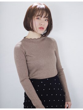 ウタ 【uta 京野】　大人可愛い×スモーキーベージュ