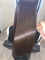 アールサロン アオヤマ(Rr SALON AOYAMA) ツヤツヤプラチナミネコラ