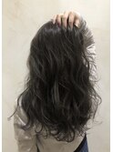 スモークグレージュ×ロングラフウェーブ