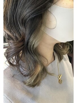 ローグヘアー 亀有店(Rogue HAIR) インナーカラー　ライムアッシュ