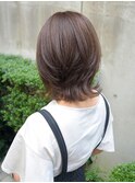 オリーブブラウンとウルフ