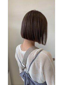 ケンジサナンド(KENJE Sanando) ぱっつんボブ