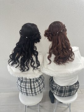 シュシュ(shushu) サイドおだんごハーフアップ♪