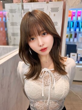 クム(kumu) 【kumu】ミディアムレイヤー /顔周りカット/ 栄 / 名古屋