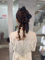 ハイル(KHAIR)&nbsp;ポニー編みおろしアレンジ/yuu