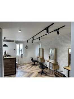 【西区寺尾】大型店が苦手な方にも★日差しが差し込む開放感のある店内で癒しの時間を・・