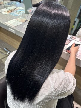 ツヤ感ブルーブラック