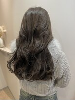 クム(QUMU) 透明感グレージュ◎