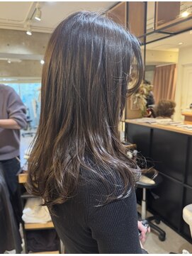 クウキ (kuuki) 色って大切。暗めの、フォギーアッシュ