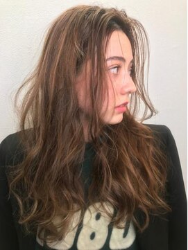 ステア メゾン(stir maison) 透き通る大人可愛いロングヘア☆MAKOTO