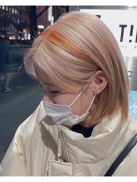 スリー(three) ベージュ×オレンジカチューシャカラー