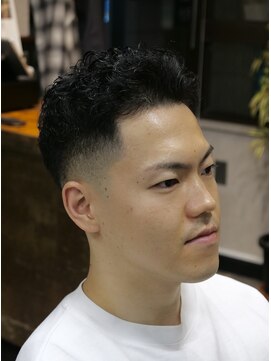 ニューオールド 三軒茶屋(NEW OLD) 宮城リョータ風フェードカット