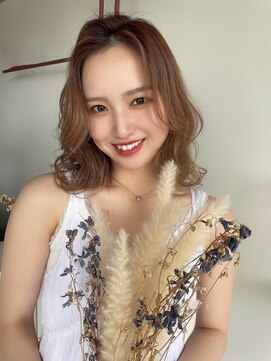 インビテーション(invitation) かきあげヘア 顔周りカット レイヤーカット