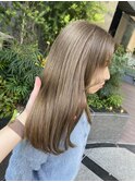 透明感たっぷりベージュ