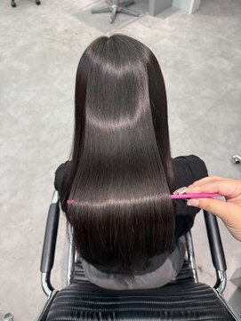 ミッシュバイアーバン(misch by urban.) 黒髪/ハイ透明感カラー/髪質改善ストレート