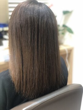 ウイバイファースト(u'i by first) チョコレートブラウンスタイルに