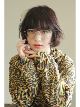 マグノリア(MAGNOLiA) 重めが可愛い!ゆるふわワンカールボブ