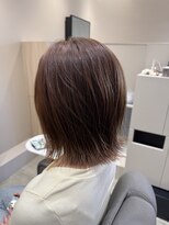 ラシンバンノラ(Lashinvan Nola) 柔らかくまとまる大人ナチュラルボブ