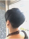 コバルトブルー×ジオメトリックショート♪
