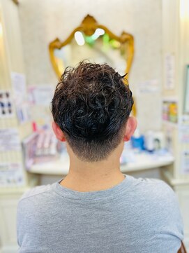美容室 ティンカーベル メンズパーマヘア