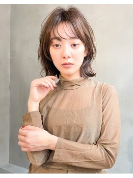 ロジッタ(ROJITHA) 【ROJITHA表参道原宿】アッシュベージュ×くびれミディ