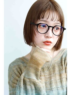 シーアンド(c&) 切りっぱなしボブ×オン眉