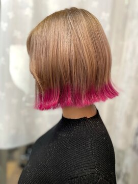 ヲタクに美容室は難しい。 暖色ミルクティー×ビビットピンク