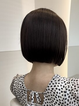 サロウィン 岡山店(SALOWIN) ★美髪ミニボブ