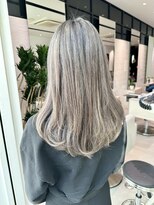 ステア ケース(stair case)&nbsp;ダークグレージュ　ハイライト　ロングレイヤー