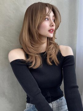 リス バイ ソヨン(Lis by SOYON) レイヤーカットワンカールセミディシアカラーオリーブベージュ