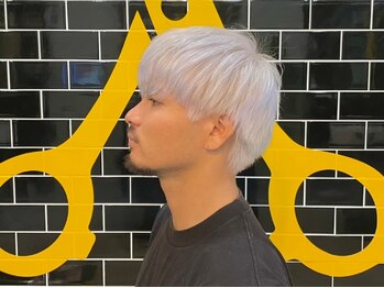 バーバーショップブロー(BARBER SHOP BLOW)の写真/【浦添】ダブルカラー無しのダメージを抑えたホワイトブリーチが大好評◎初めてのバーバーにもオススメ◎