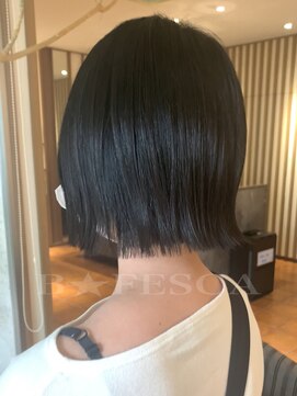 美容室 ビ フェスカ(B FESCA) ◇首元すっきり、艶やかラインボブ◇