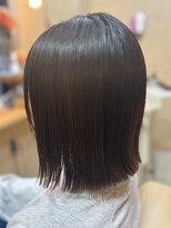 リラ(Lilas)&nbsp;酸性ストレートボブ