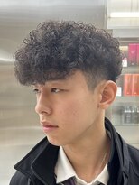 フィフスパーク(fifth PARK) 渋谷スペインカールラルフカール刈り上げ高めツーブロックメンズ