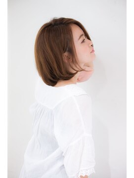 ガーデントウキョウ(GARDEN Tokyo) 【GARDEN】横顔美人レイヤーボブにアッシュカラー【KOMAKI】