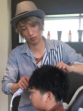 ヘアアンドメイク フルール(FleuR) 矢野 将斗