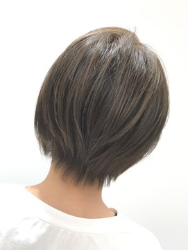 ユキオ オブ ヘアー(YUKIO of Hair) 大人かわいい☆小顔リップライン丸みショート