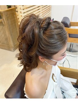 ジーニ(GENIE) 高めポニー