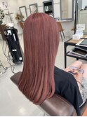 ピンクベージュ