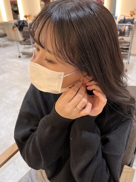 ミモザ(MIMOSA) ナチュラルな顔まわり