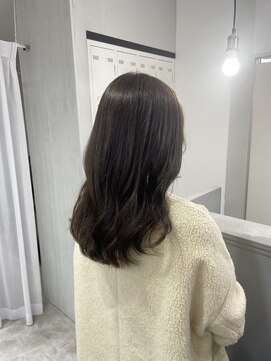 リュンヌ(Lune) ほんのりオリーブ×ベージュ