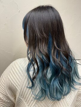 シュリット(schritt) インナーカラーライトブルー渋谷ブリーチ　NAMI