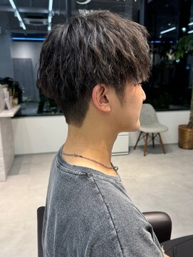 ネイロ 北千住(NeiRo) メンズマッシュツーブロ刈り上げ波巻きツイストスパイラルパーマ