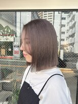 クム 横浜(qumu) 【qumu 横浜】ラベンダーグレージュ×切りっぱなしボブ