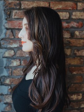 フローラビューティーヘアー(Flora Beauty Hair) ロングレイヤースタイル/20代/30代/40代/50代/岡山/表町
