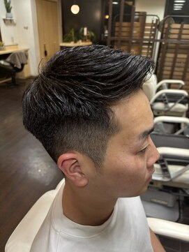 マモル(MAMORU) ビジネスマンスタイル